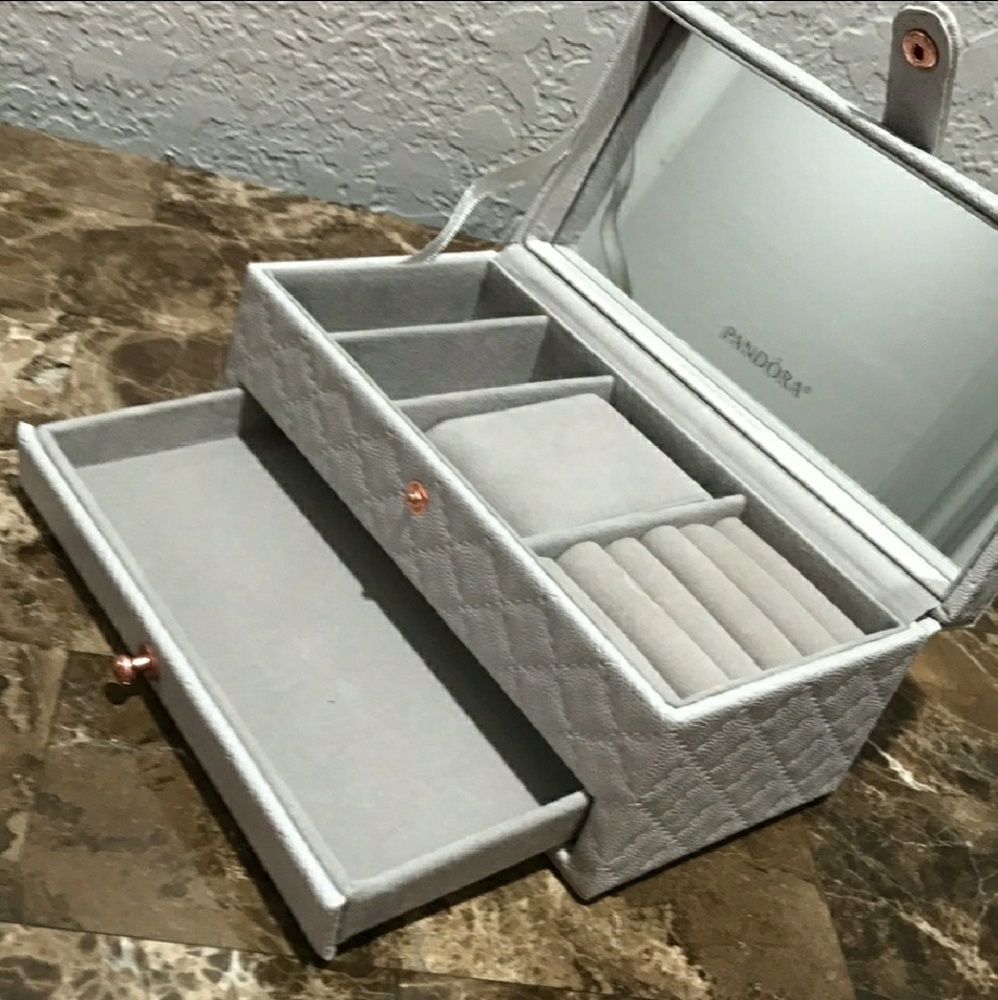 Pandora jewelry box (small)